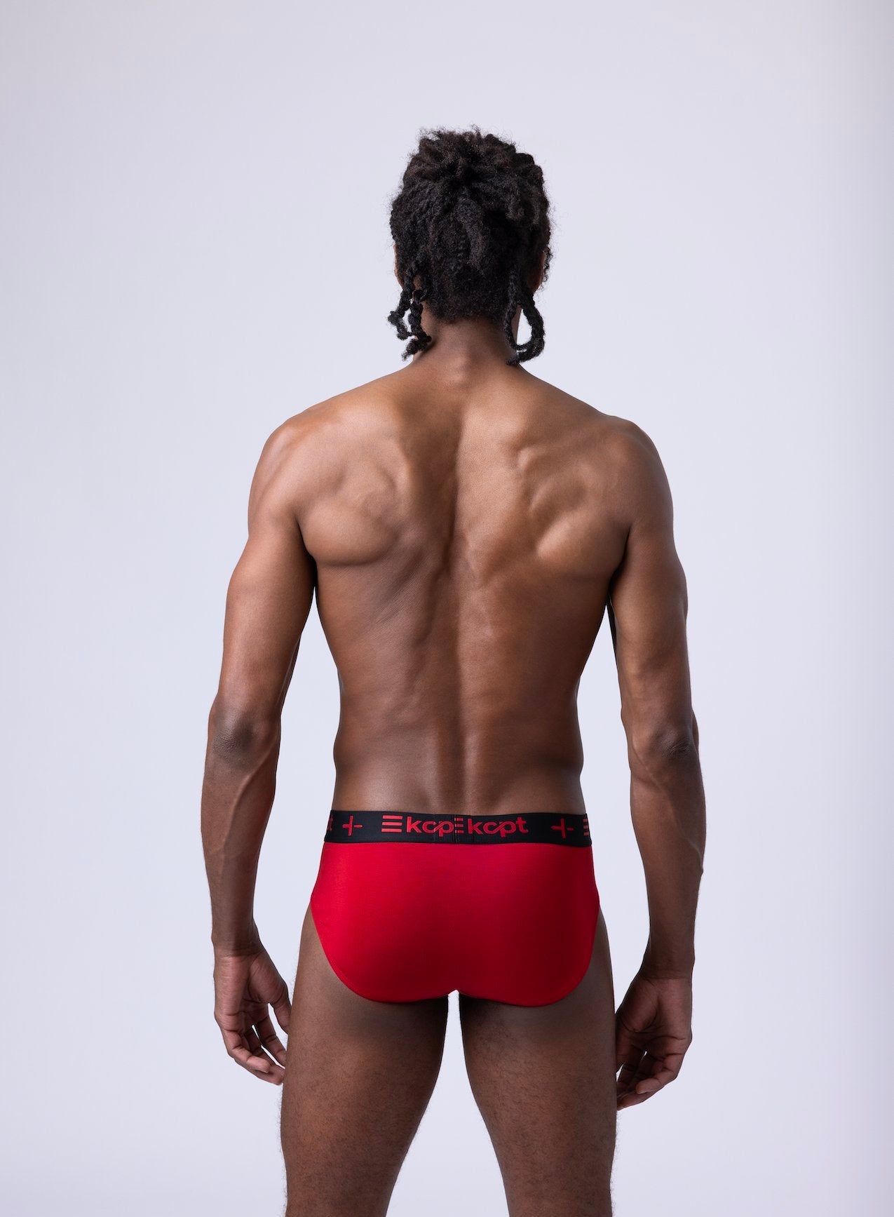 Signature Crimson Brief